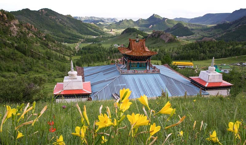 hiking tours mongolia 